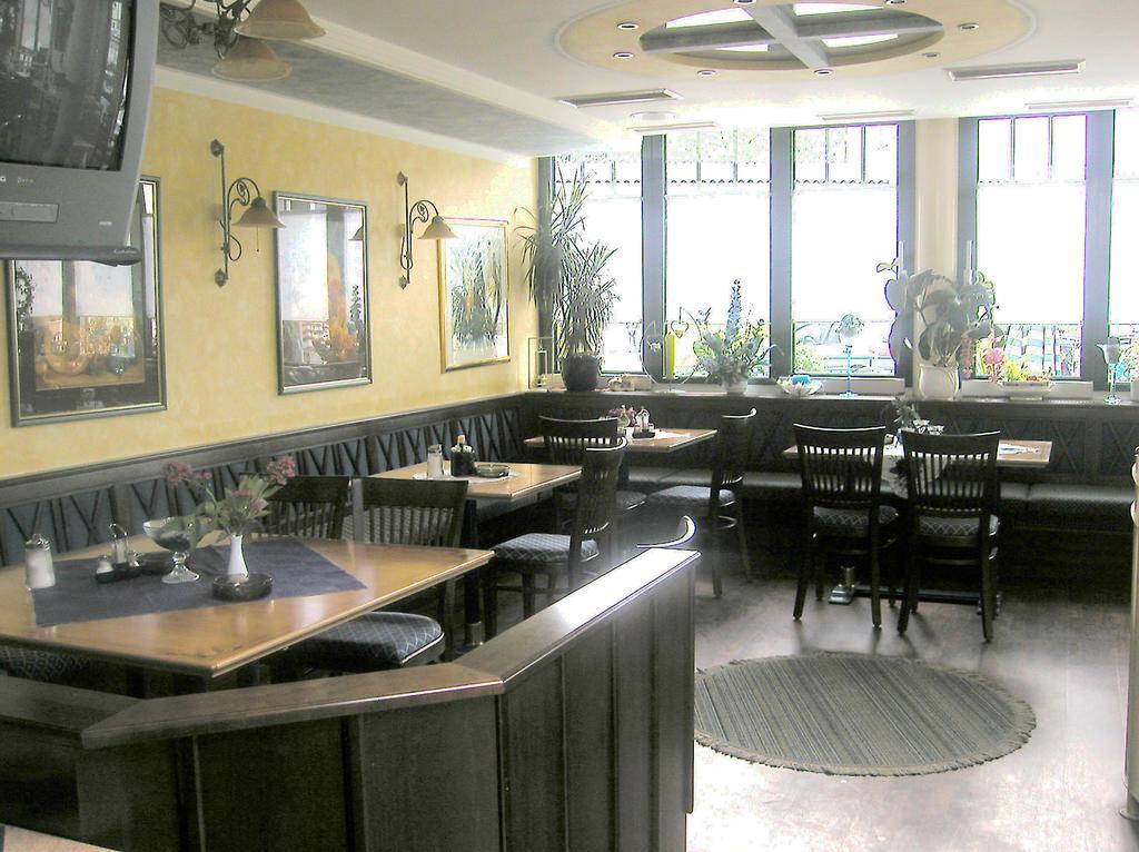 Parkhotel Neubauer Bad Sauerbrunn Esterno foto